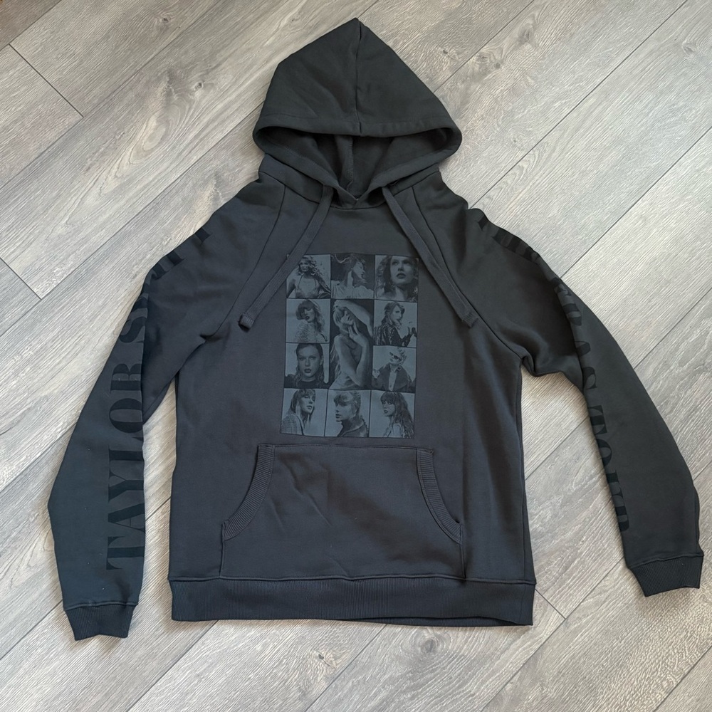 Authentic Taylor Swift Eras Tour Hoodie, Size Small **Never Worn**